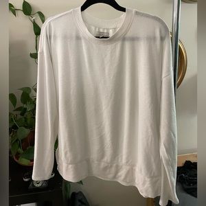 White long sleeve tee size L